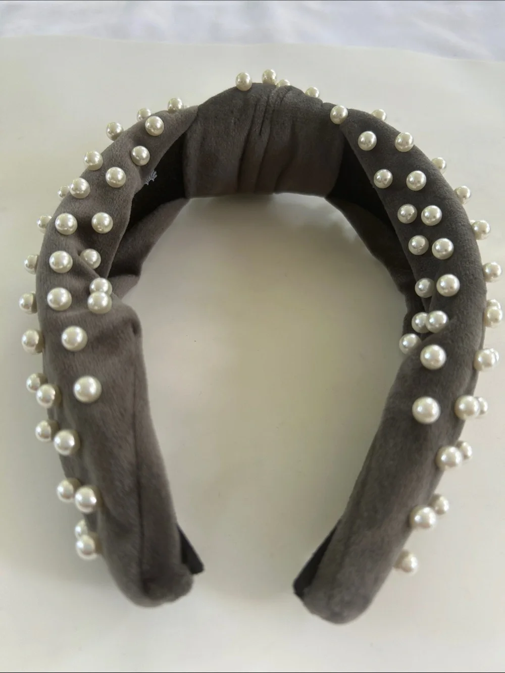 Authentic Lele Sadoughi Gray Velvet Pearl Knotted Headband